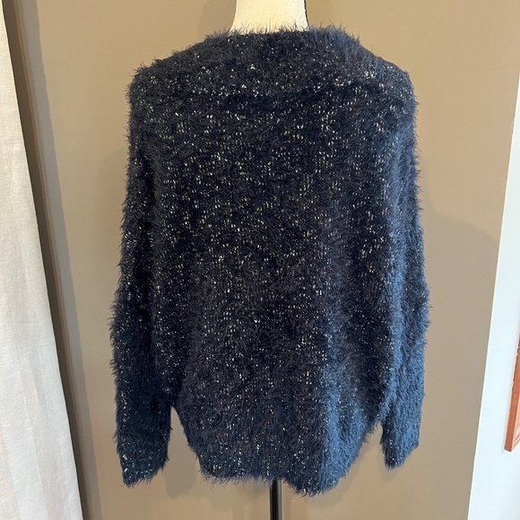 Express Black Speckled Chunky Knit Sweater Oversized Dolman Sleeve, Size Medium - Picture 3 of 9